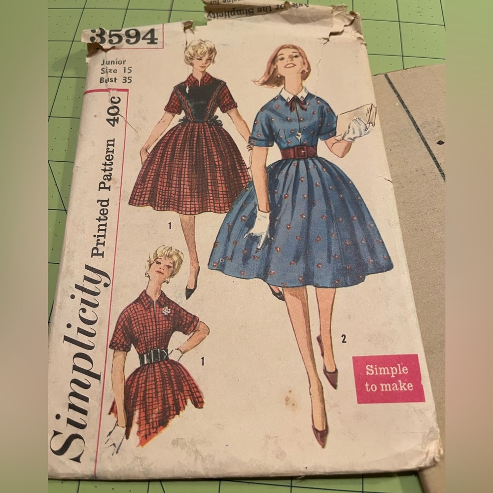Vintage Simplicity Dress Pattern -Sz 15 Bust 35”